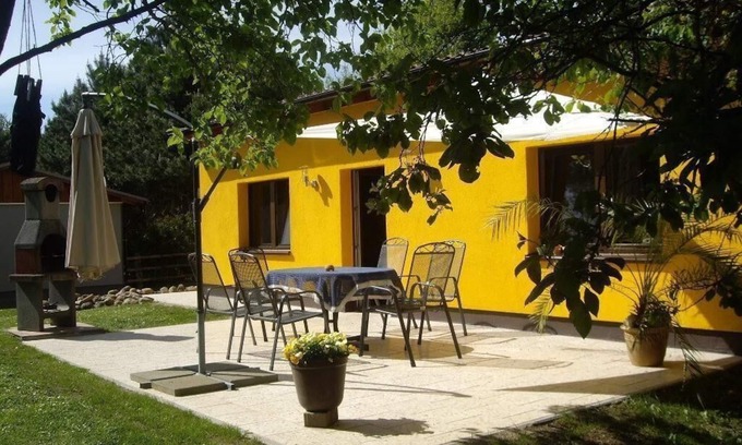 Marlow House | Holiday home "Waldblick" with sauna