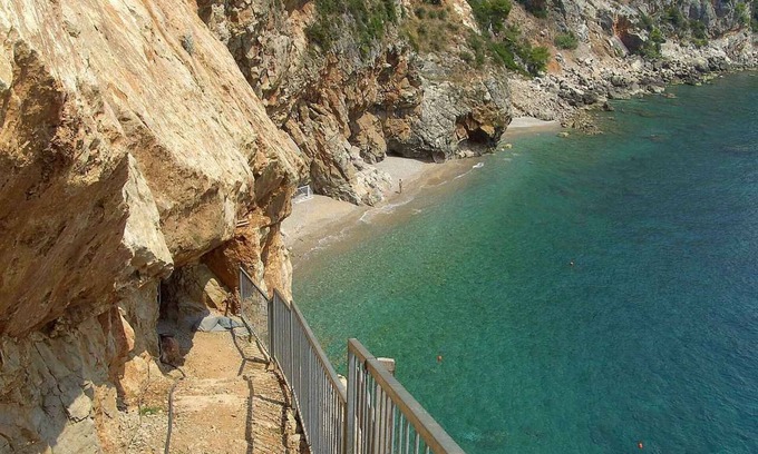 Popovici House | Holiday home With sea view and terrace