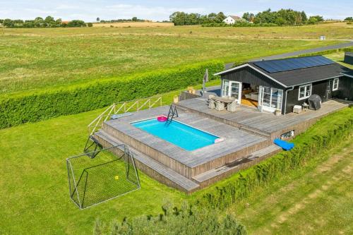 Bøjden House | Holiday Home With View And Pool On South Funen