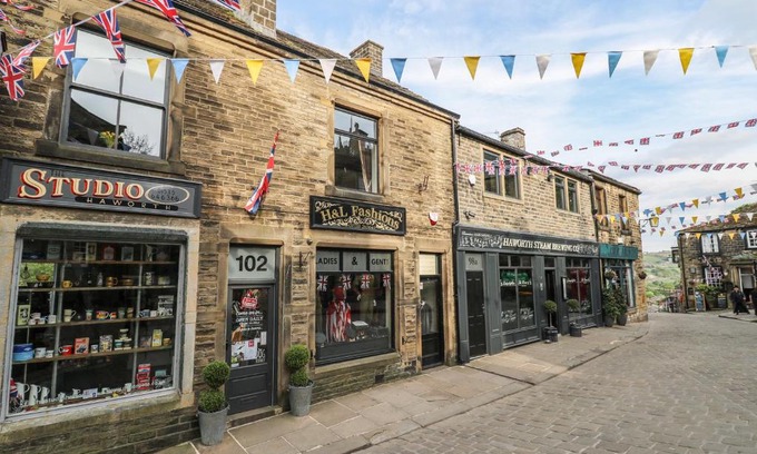 Haworth House | Holiday homes in Keighley, United Kingdom