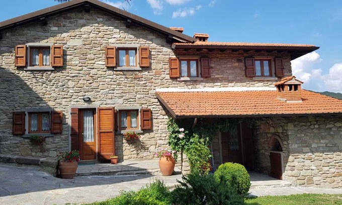 Chiusi della Verna House | Holiday House La Sala Vecchia immersed in the Foreste Casentinesi National Park