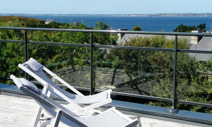Camaret-sur-Mer House | Holiday house Camaret sur Mer for 1 - 6 persons with 3 bedrooms - Holiday house