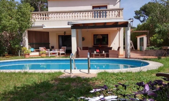 Pedruscada House | Holiday house Cala Ratjada for 1 - 8 persons with 4 bedrooms - Holiday home