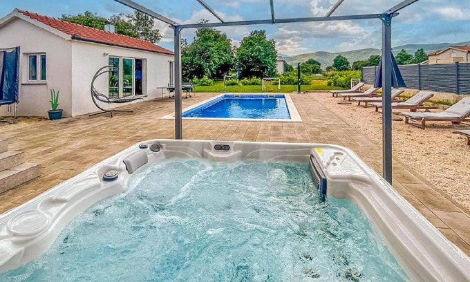 Donji Prolozac House | Holiday house Donji Prolozac for 1 - 10 persons with 5 bedrooms - Holiday house