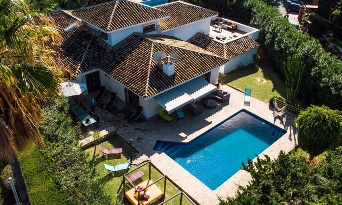 Urbanizacion el Rosario House | Holiday house Elveria for 1 - 20 persons with 10 bedrooms - Holiday house