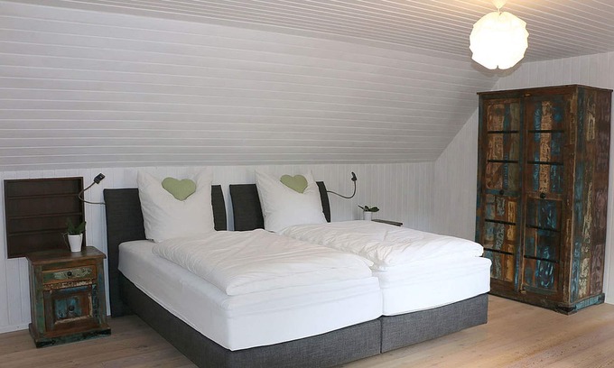 Oberharmersbach Apartment | Holiday house Froschkönig, 120 sqm, 2 bedrooms, terraces with garden, max. 5 people