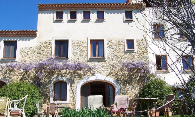 Sonnac-sur-l'Hers House | Holiday house Sonnac sur l'Hers for 6 - 10 persons with 4 bedrooms - Row house