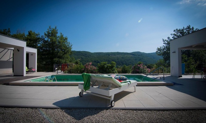 Brkac House | Holiday House in Brkač with Private Pool and Great View