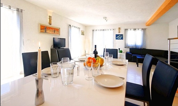 Rojci House | Holiday house Kastelir for 4 - 6 persons with 2 bedrooms - Holiday house