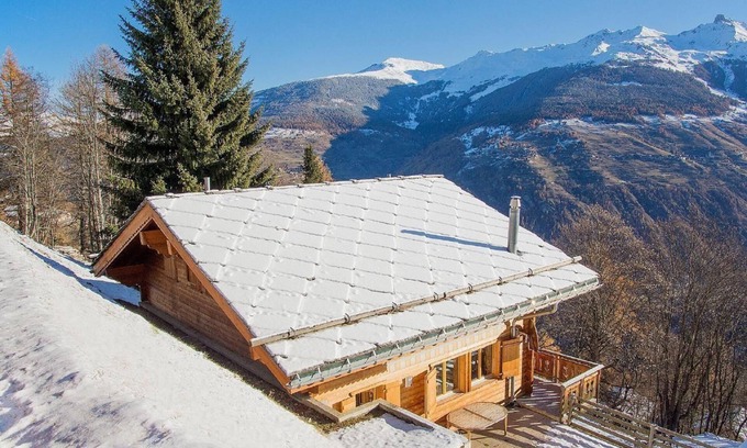 Heremence Ski Chalet | Holiday house Les Masses for 1 - 10 persons with 5 bedrooms - Detached holiday house