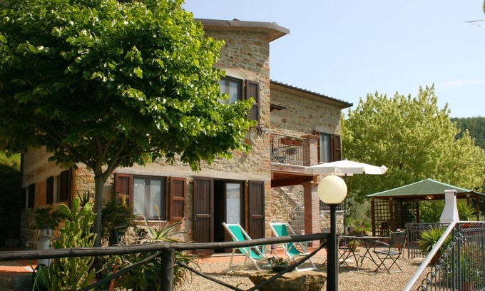 Loro Ciuffenna House | Holiday house Loro Ciuffenna for 1 - 10 persons with 5 bedrooms - Holiday home