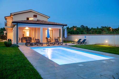 Gulici House | Holiday house Luca