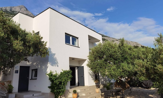 Makarska House | Holiday house Makarska for 1 - 8 persons with 4 bedrooms - Holiday home