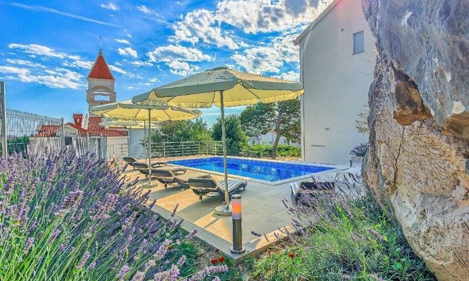 Strozanac House | Holiday house Podstrana for 1 - 8 persons with 3 bedrooms - Holiday home