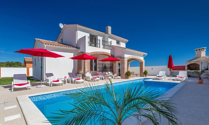 Jadreski House | Holiday house Pula for 1 - 10 persons with 4 bedrooms - Holiday home