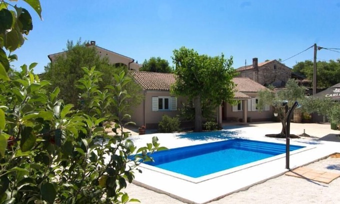 Jadreski House | Holiday house Pula for 1 - 6 persons with 2 bedrooms - Holiday house