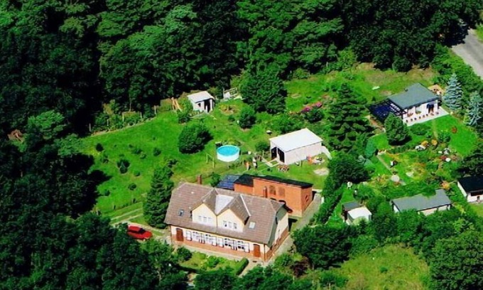 Ueckermuende House | Holiday house Ueckermünde for 1 - 7 persons with 3 bedrooms - Twin house