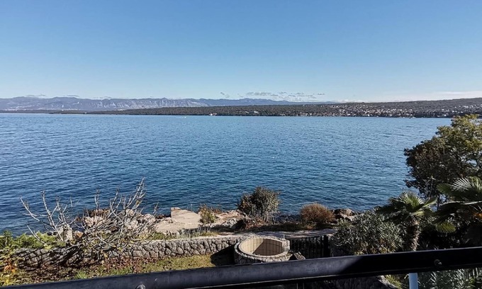 Vantacici House | Holiday house Vantačići for 1 - 6 persons with 3 bedrooms - Twin house