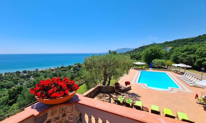 Villammare House | Holiday house Vibonati for 1 - 14 persons with 5 bedrooms - Holiday house