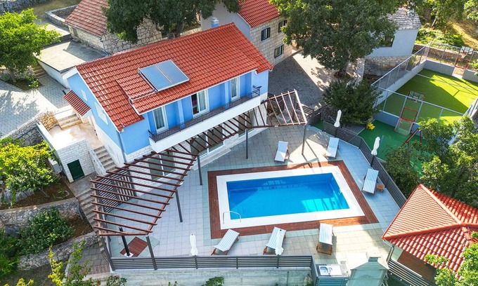 Lovrec Villa | Holiday house Villa Sena Lovreć,Makarska private pool,parking,BBQ