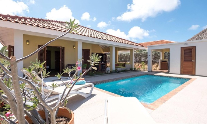 Willemstad House | Holiday house Willemstad for 1 - 7 persons with 3 bedrooms - Holiday house