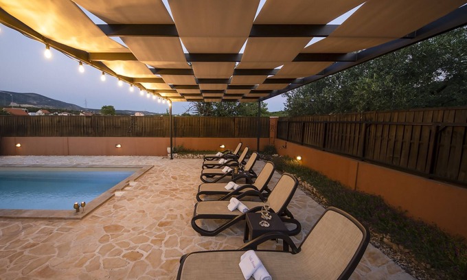 Sibenik Villa | Holiday house with pool on large plot in a green landscape