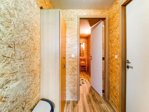 Tohogne House | Holiday house with sauna and terrace, cleaning included