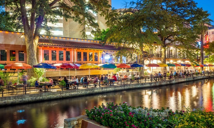 Canyon Lake Hotel | Holiday Inn Club Vacations Hill Country Resort, an Ihg Hotel