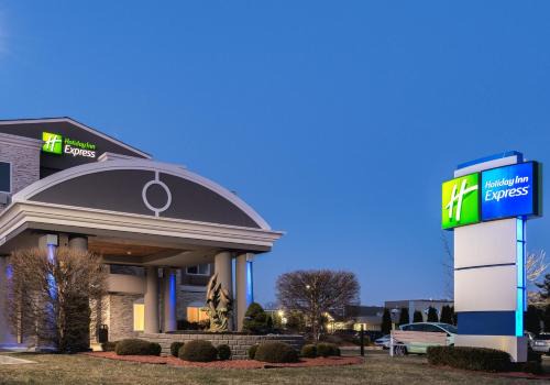 Branford Hotel | Holiday Inn Express Branford-New Haven by IHG