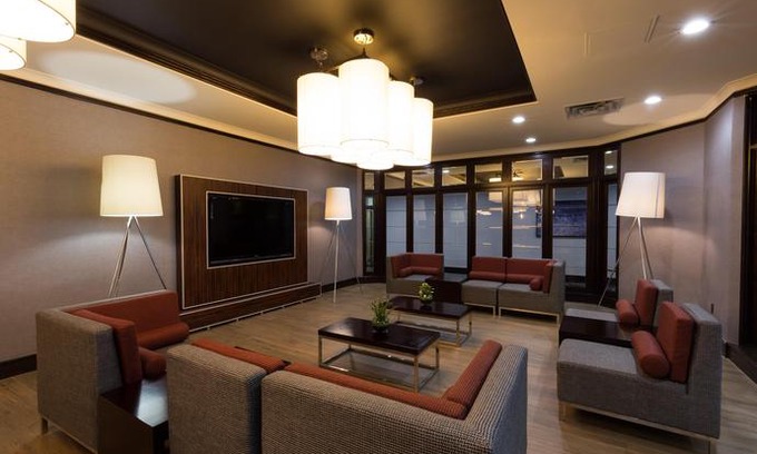Downtown Edmonton Hotel | Holiday Inn Express Edmonton Downtown