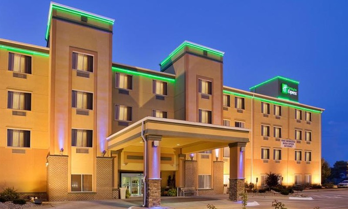 Fremont Hotel | Holiday Inn Express Fremont, an Ihg Hotel