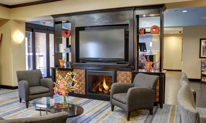 Texarkana Hotel | Holiday Inn Express Hotel & Suites Texarkana East by IHG