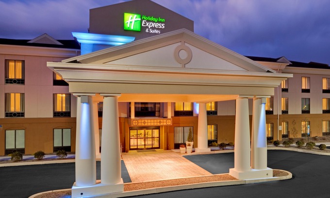Lebanon Hotel | Holiday Inn Express Hotel & Suites Lebanon, an Ihg Hotel