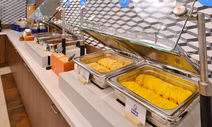 Monroe Ward Hotel | Holiday Inn Express Richmond Downtown by IHG