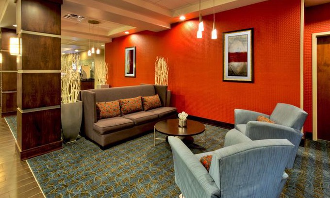 Oak Ridge Hotel | Holiday Inn Express & Suites Oak Ridge