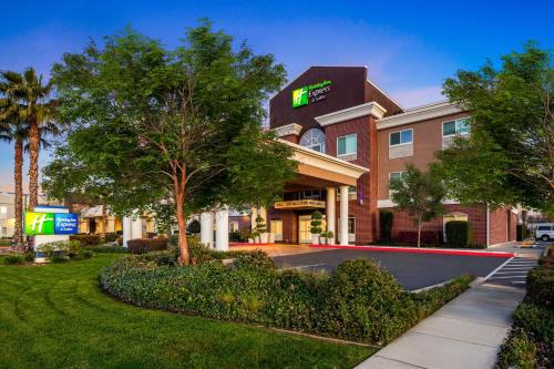 Arden-Arcade Hotel | Holiday Inn Express & Suites Sacramento NE Cal Expo by IHG