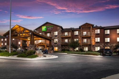 Custer Hotel | Holiday Inn Express & Suites Custer-Mt Rushmore