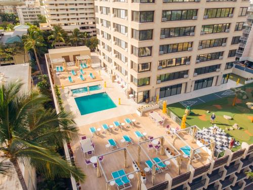 Waikiki Resort | Holiday Inn Express Waikiki by IHG