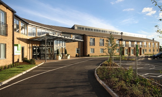 Brampton Hotel | Holiday Inn Huntingdon Racecourse, an Ihg Hotel