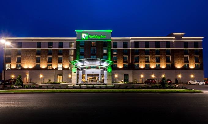 Paducah Hotel | Holiday Inn Paducah Riverfront, an Ihg Hotel