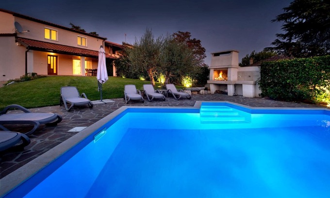 Kosinozici House | Holiday villa "Nina" with own pool