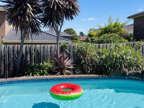 Chepstowe Villa | Holiday Villa pool garden