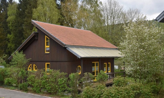 Waldmuenchen House | Holiday Waldmünchen Tc 100qm to 8 pers (1c) Wi-Fi and Erlebnisbadnutzung incl