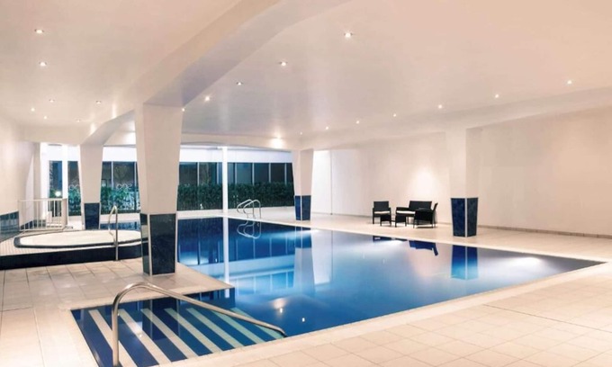 Adamsdown Hotel | Holland House Hotel Cardiff By Sunday