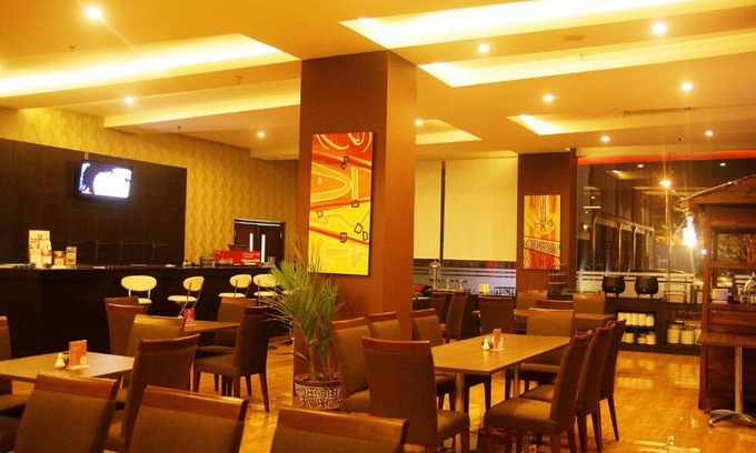 Cilacap Hotel | @Hom Premiere Cilacap