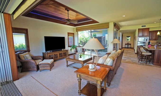 Kamuela House | Home Away From Home - Beautiful Townhome in the Heart of Mauna Lani