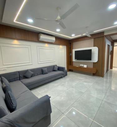 Nadiad Apartment | Home away from Home close to Swaminarayan Temple