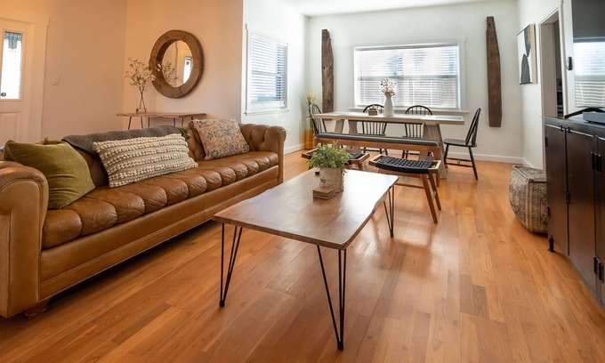 Coronado House | Home in the Historic Coronado District 2bed,1 bath