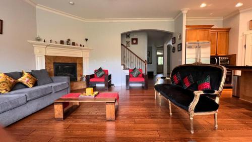 Renton Bed & Breakfast | Home of Jaya