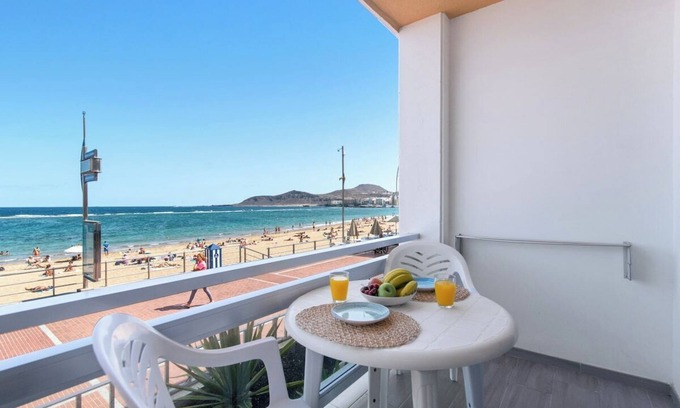Las Palmas de Gran Canaria Apartment | Home2Book Cozy Apartment Beach Front Las Canteras